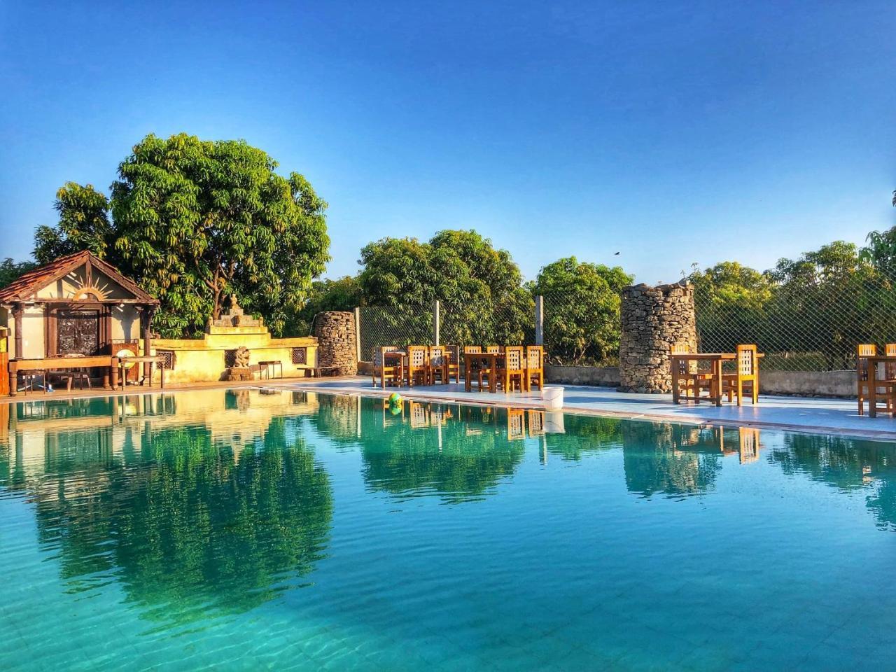 Gir Lions Paw Resort With Swimming Pool Sasan Gir Ngoại thất bức ảnh
